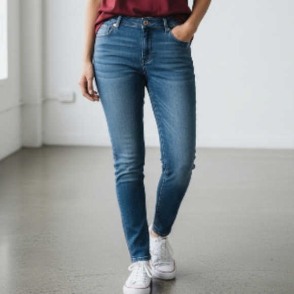 GAP Denim - **HP**Womens' Plus GUC GAP Blue Jeggings Sz. 33